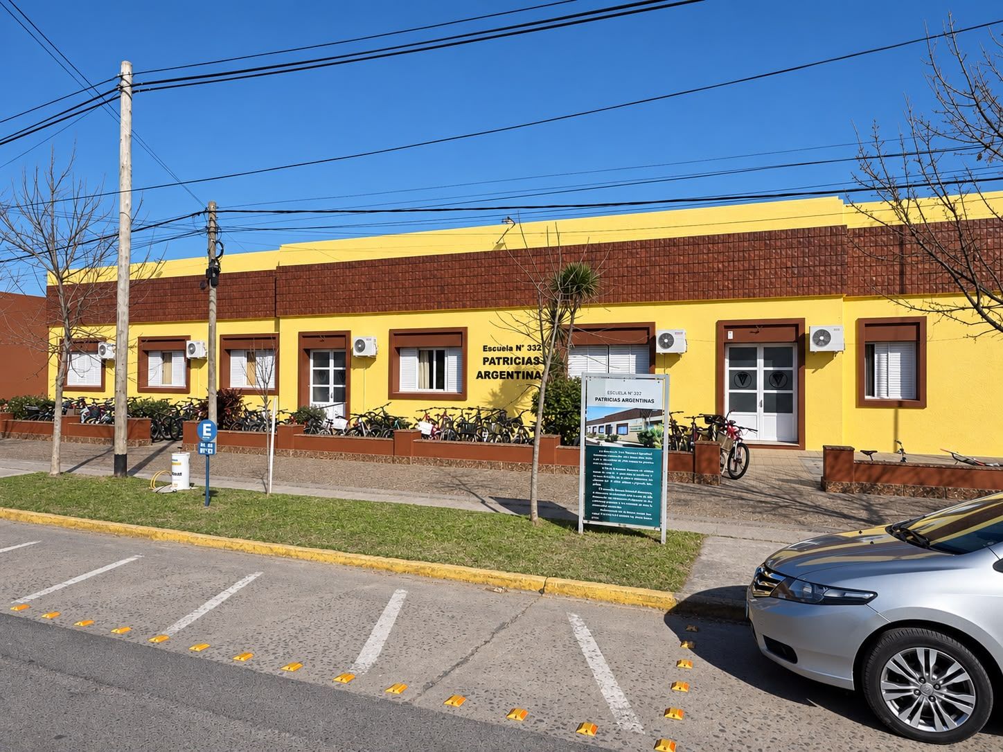 Escuela Fiscal N° 332 Patricias Argentinas